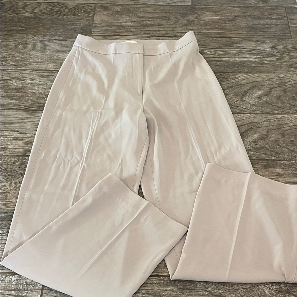 NWOT H&M light tan trousers